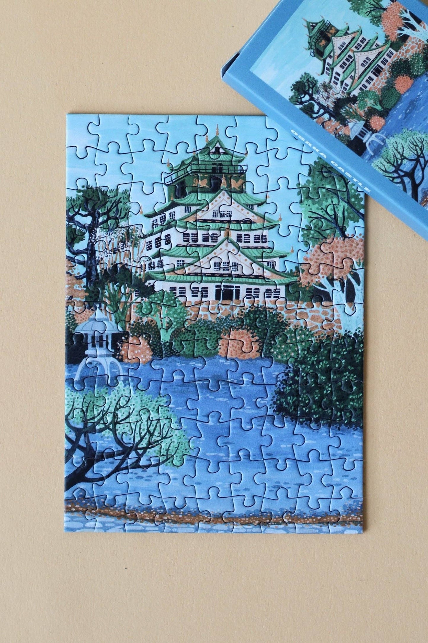 Osaka Castle mini puzzle, 99 pieces