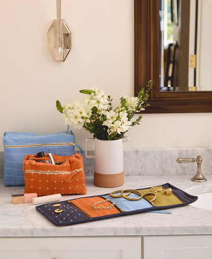 Small Travel Organizer