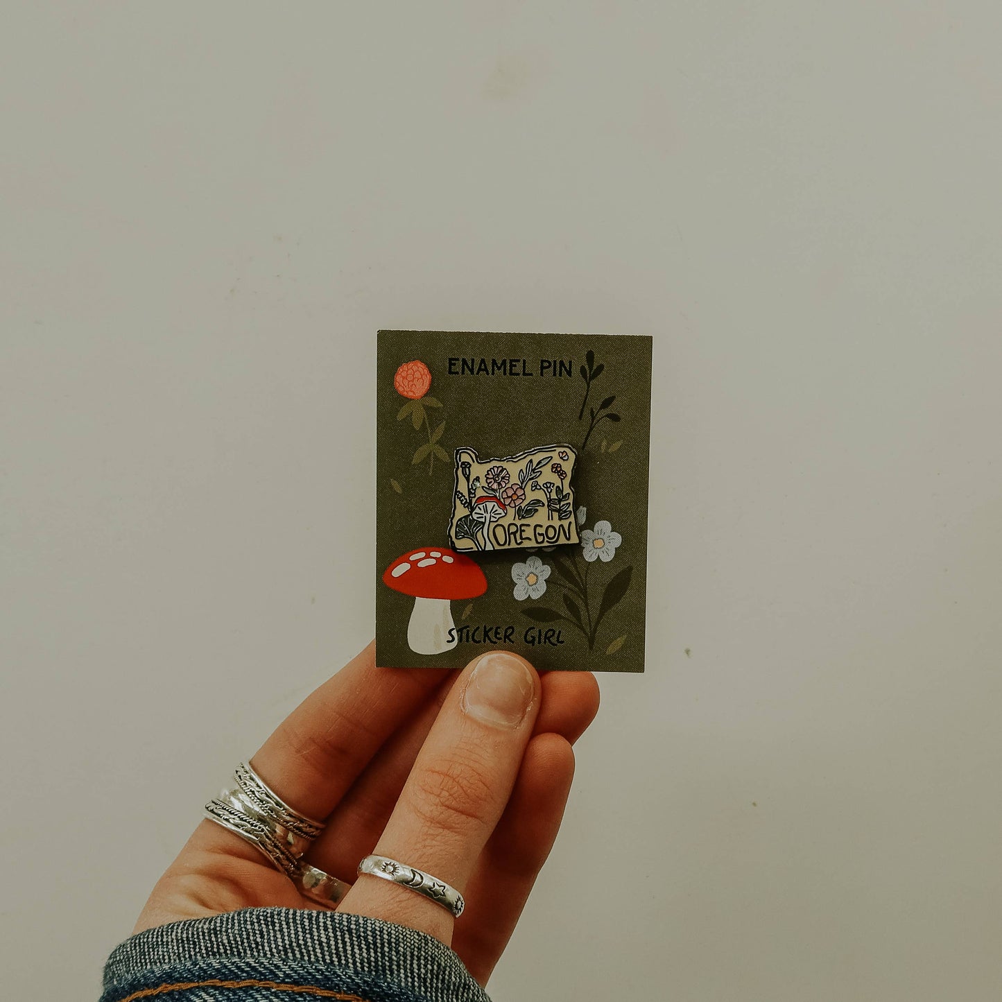 Wildflower Oregon Enamel Lapel Pin