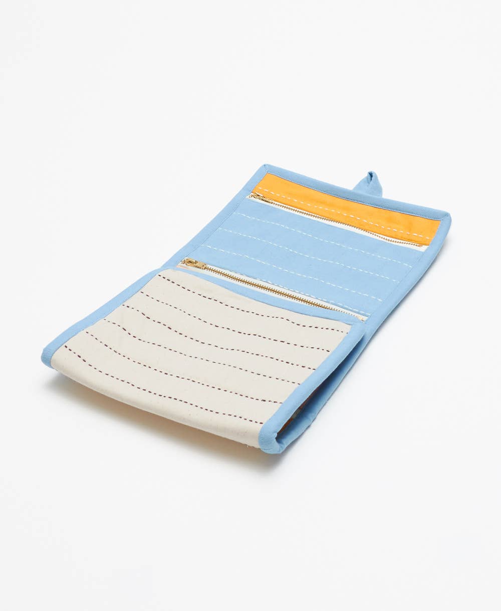 Small Travel Organizer